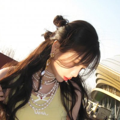 权力的堡垒 第一季